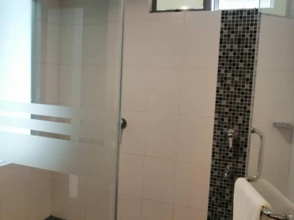 Manja Hotel : photo 5 de la chambre chambre lit king-size familiale