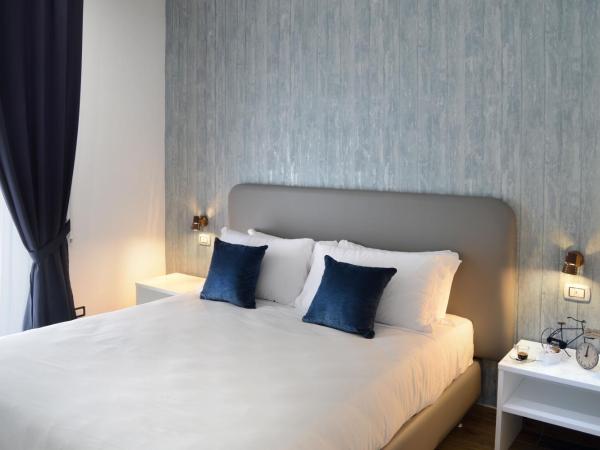 Napoliseason Rooms and Breakfast : photo 3 de la chambre chambre double deluxe