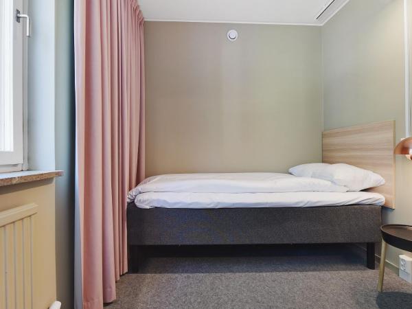 Ersta Hotell & Konferens : photo 1 de la chambre chambre triple supérieure - vue sur ville