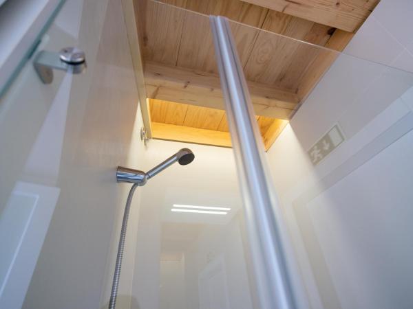 Change The World Hostels - Coimbra - Almedina : photo 8 de la chambre lit en dortoir mixte de 2 lits