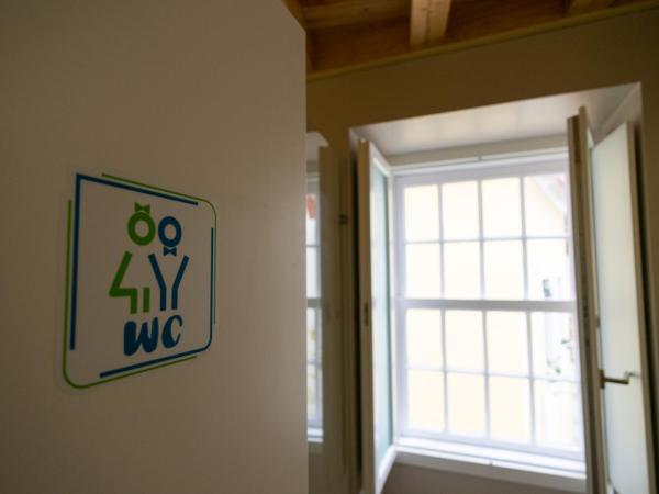 Change The World Hostels - Coimbra - Almedina : photo 7 de la chambre lit en dortoir mixte de 2 lits