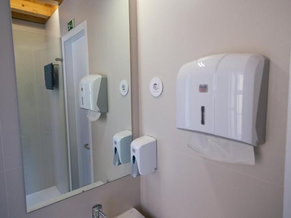 Change The World Hostels - Coimbra - Almedina : photo 8 de la chambre lit dans dortoir mixte de 6 lits