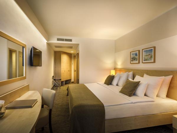 Valamar Parentino Hotel : photo 3 de la chambre room for 2 