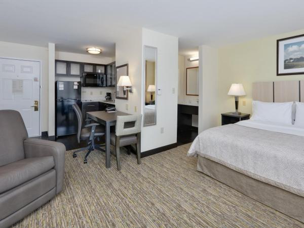 Candlewood Suites Dallas Market Center-Love Field, an IHG Hotel : photo 3 de la chambre suite standard