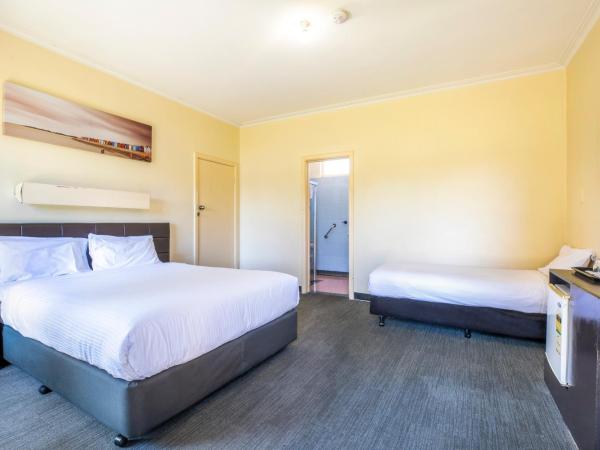 Links Hotel : photo 8 de la chambre studio lit queen-size et lit simple