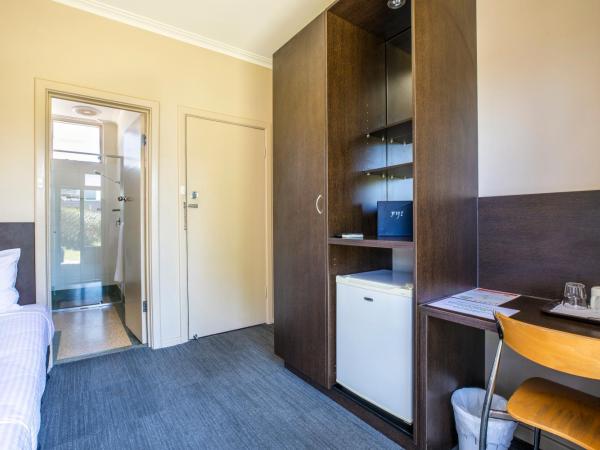 Links Hotel : photo 1 de la chambre petite chambre simple