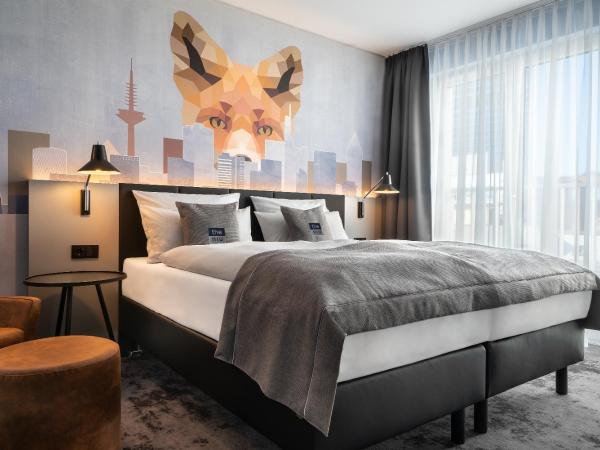 Holiday Inn - the niu, Charly Frankfurt City, an IHG Hotel : photo 5 de la chambre chambre lit queen-size standard - accessible aux personnes à mobilité réduite