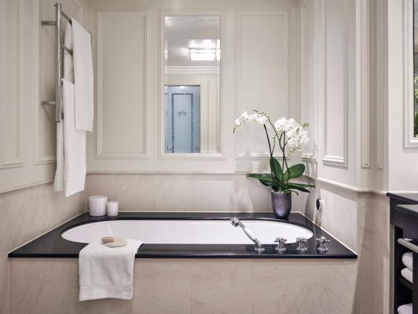 Breidenbacher Hof, Best Grandhotel 2024 - Die 101 Besten : photo 3 de la chambre chambre deluxe double ou lits jumeaux