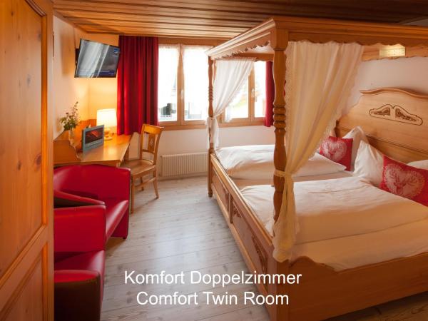 Hotel Hirschen - Grindelwald : photo 3 de la chambre chambre double avec balcon et vue sur la montagne