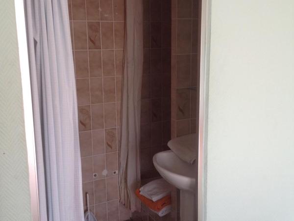 Hôtel Restaurant Zum Schnogaloch : photo 4 de la chambre chambre triple