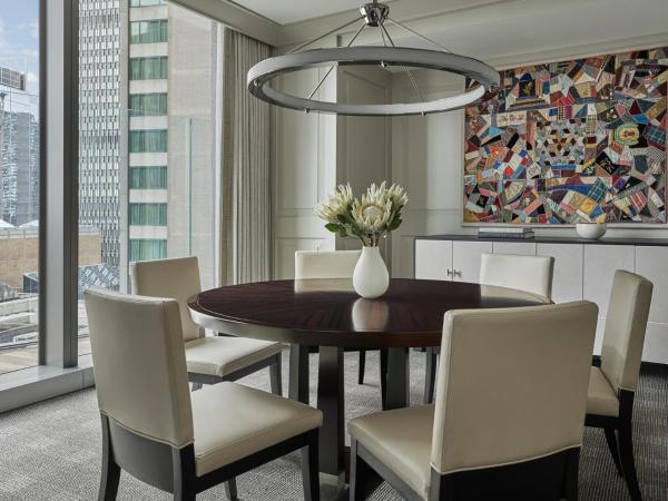 Four Seasons Hotel One Dalton Street, Boston : photo 3 de la chambre suite lit king-size - cambridge