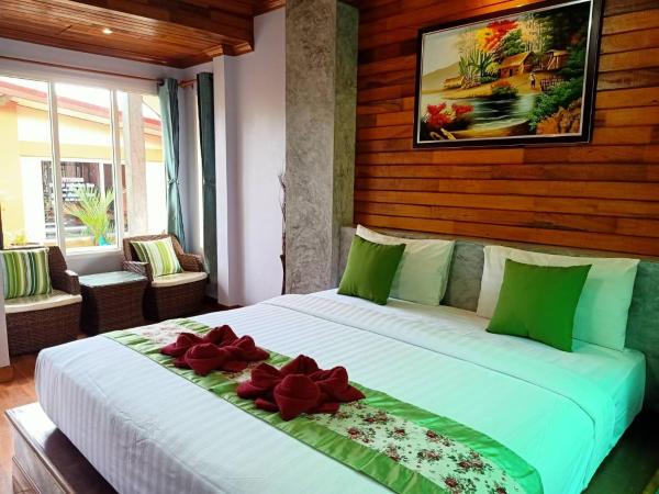 Lanta Riviera Resort - SHA Extra Plus : photo 4 de la chambre suite lit king-size