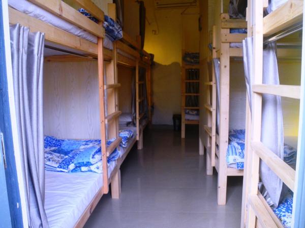 Salaam Namastey Backpackers : photo 7 de la chambre lit superposé dans dortoir mixte