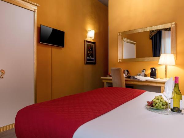 Hotel Ginori Al Duomo : photo 7 de la chambre chambre double ou lits jumeaux
