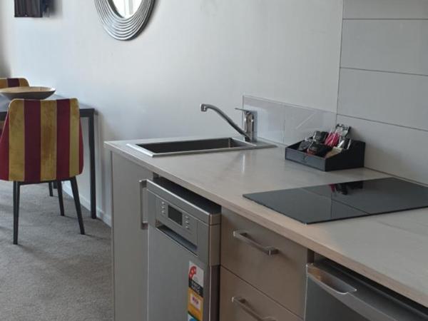 Ramada Suites by Wyndham Auckland Manukau Pacfic Centre : photo 2 de la chambre studio deluxe