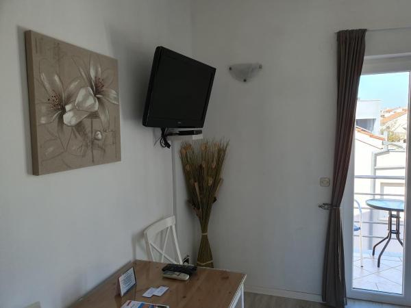 Villa Julian : photo 4 de la chambre chambre double standard avec balcon 