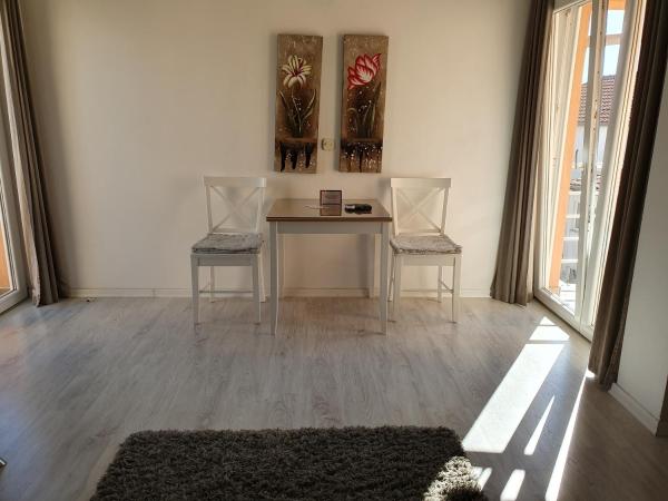 Villa Julian : photo 5 de la chambre chambre double confort avec balcon