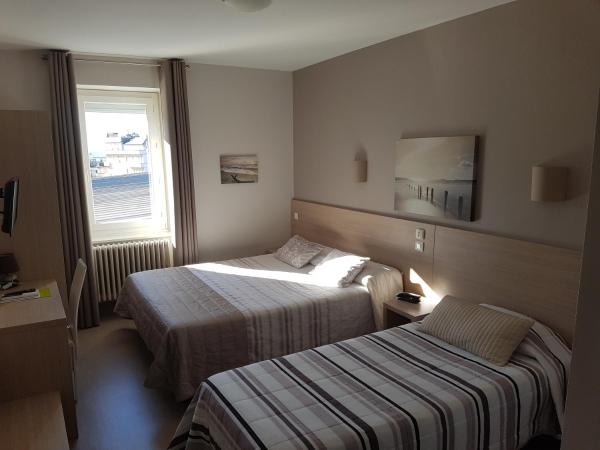 Logis Hôtel du Midi - Rodez Centre-Ville : photo 1 de la chambre chambre lits jumeaux