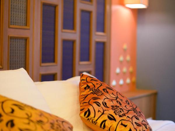 Golden House : photo 5 de la chambre suite deluxe avec lit king-size