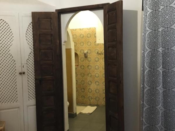 Riad Jnan El Cadi : photo 9 de la chambre chambre familiale avec salle de bains privative