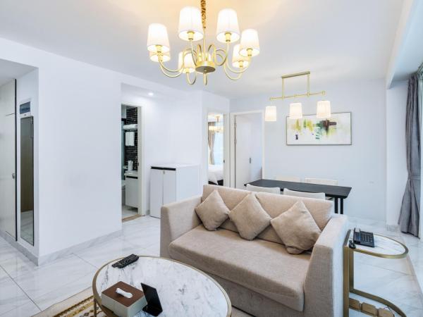 深圳金中环服务公寓-深业上城店 Golden Central Serviced Residence Shenzhen-UpperHills : photo 2 de la chambre deluxe two-bedroom family suite