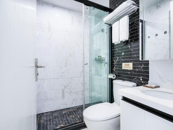 深圳金中环服务公寓-深业上城店 Golden Central Serviced Residence Shenzhen-UpperHills : photo 10 de la chambre executive two-bedroom family suite