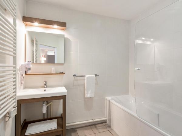 Appart'City Confort Mulhouse : photo 4 de la chambre studio avec lit double