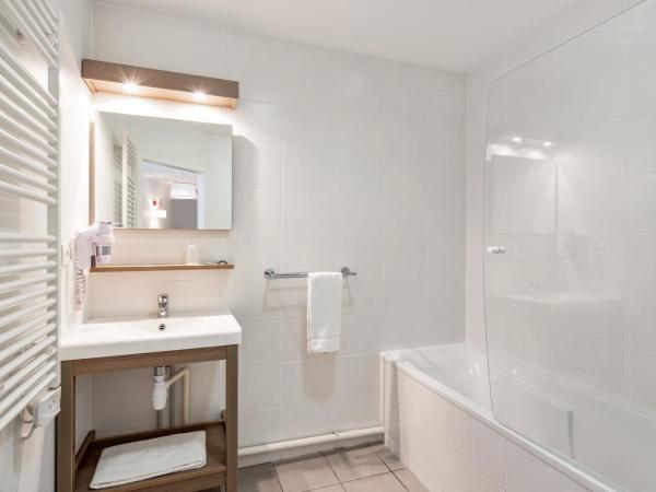 Appart'City Confort Mulhouse : photo 5 de la chambre studio avec 2 lits simples