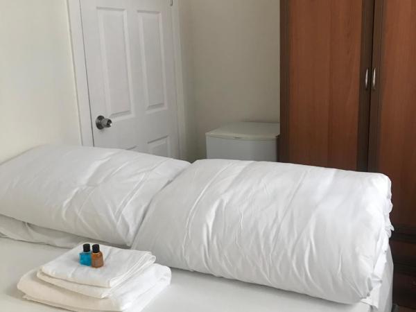 Kalkedon Hostel : photo 3 de la chambre chambre lit king-size