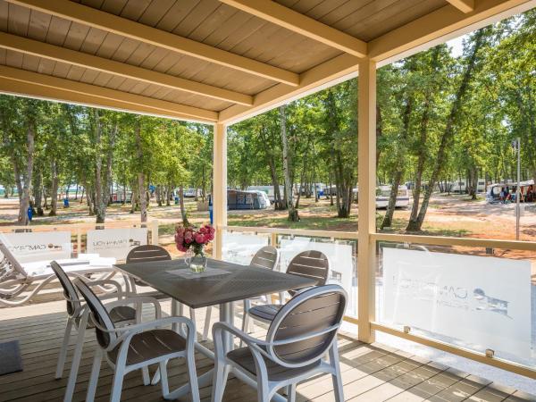 Mobile Homes Premium Relax Park Umag by Camp4You : photo 7 de la chambre mobile home
