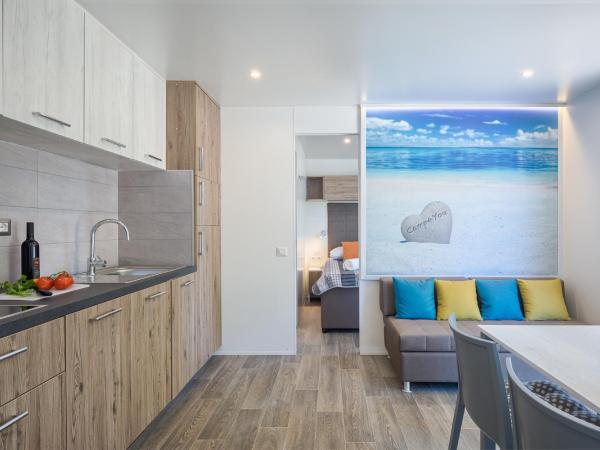 Mobile Homes Premium Relax Park Umag by Camp4You : photo 8 de la chambre mobile home