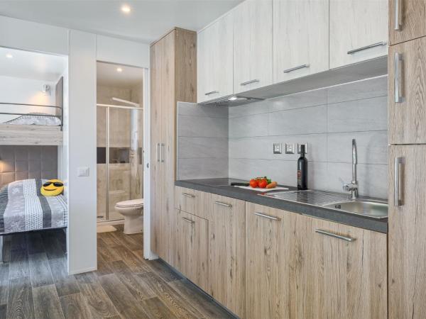 Mobile Homes Premium Relax Park Umag by Camp4You : photo 6 de la chambre mobile home