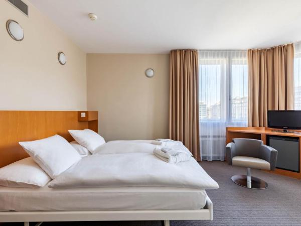 Hotel Cornavin Geneve : photo 7 de la chambre chambre lits jumeaux