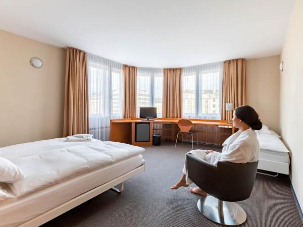 Hotel Cornavin Geneve : photo 4 de la chambre chambre lits jumeaux