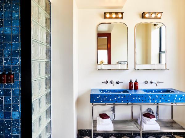 The Siren Hotel, an Ash Hotel : photo 3 de la chambre suite lit king-size