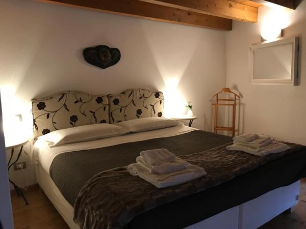 La casa nel sole - Boutique B&B : photo 4 de la chambre suite en duplex