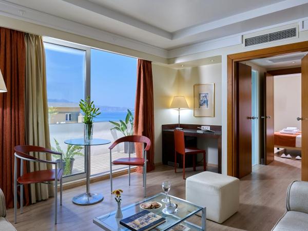 Atrion Hotel : photo 3 de la chambre suite exécutive - vue sur mer