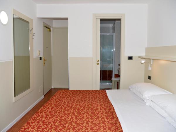 Hotel Amadeus E Teatro : photo 10 de la chambre chambre double