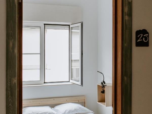 DREAMS HOUSE : photo 5 de la chambre chambre double standard avec salle de bains commune