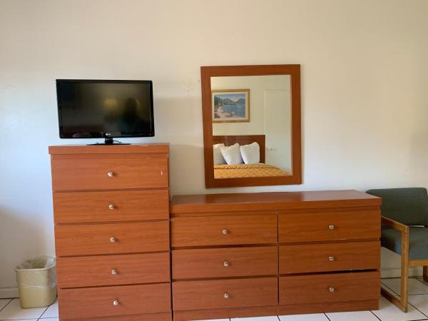 International Inn on the Bay : photo 2 de la chambre chambre double