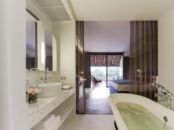 Sala Lanna Chiang Mai : photo 7 de la chambre river view deluxe balcony