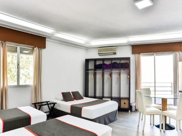 Hello Feria : photo 2 de la chambre chambre familiale