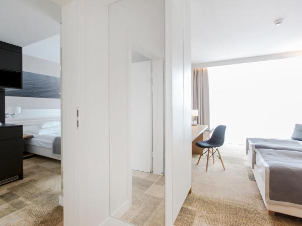 Hotel Platan : photo 1 de la chambre chambre familiale