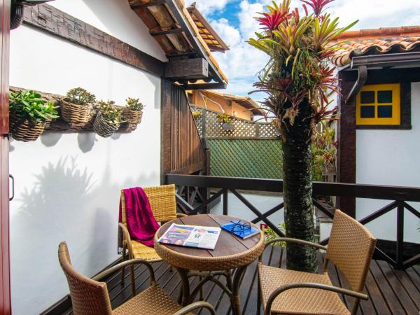 Chez Pitu Praia Hotel : photo 1 de la chambre chambre double avec balcon