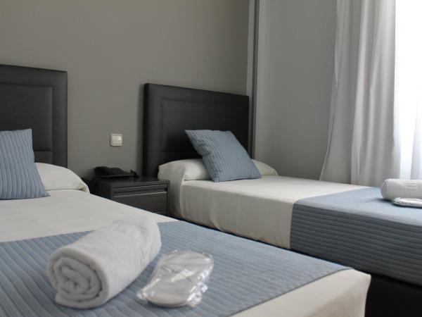 Hotel Barajas Plaza : photo 7 de la chambre chambre lits jumeaux