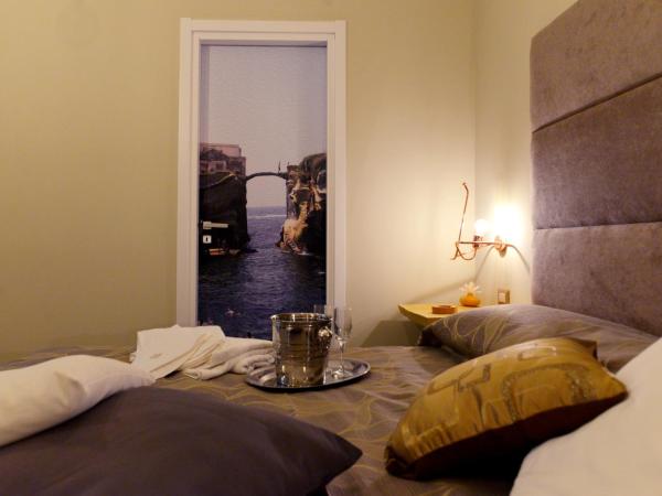 Chiaia Roof : photo 5 de la chambre chambre deluxe