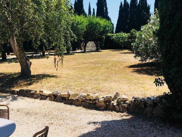 Domaine de Carraire : photo 2 de la chambre studio avec vue sur jardin