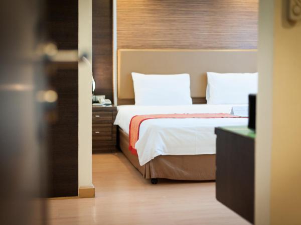 Aspen Suites Hotel Sukhumvit 2 : photo 5 de la chambre suite 2 chambres