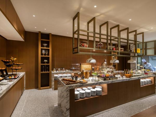 The Okura Tokyo : photo 9 de la chambre chambre lits jumeaux avec accès au salon club - prestige