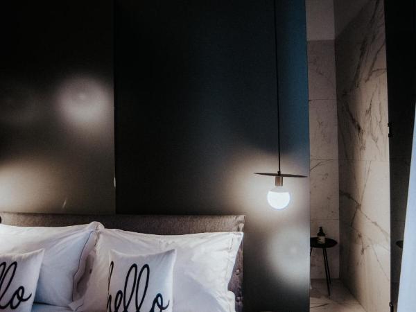 Cà Bèla - Porta Romana : photo 4 de la chambre chambre double avec salle de bains privative